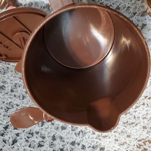 VTG Nestlé Quik Drink Chocolate Milk Plastic Pitcher Turning Stir Inside - Picture 13 of 13